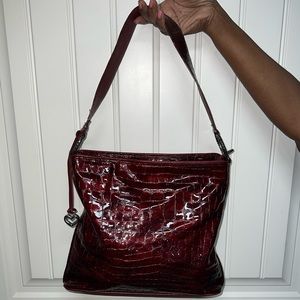 Nice Spacious Brighton and wallet Bundle!